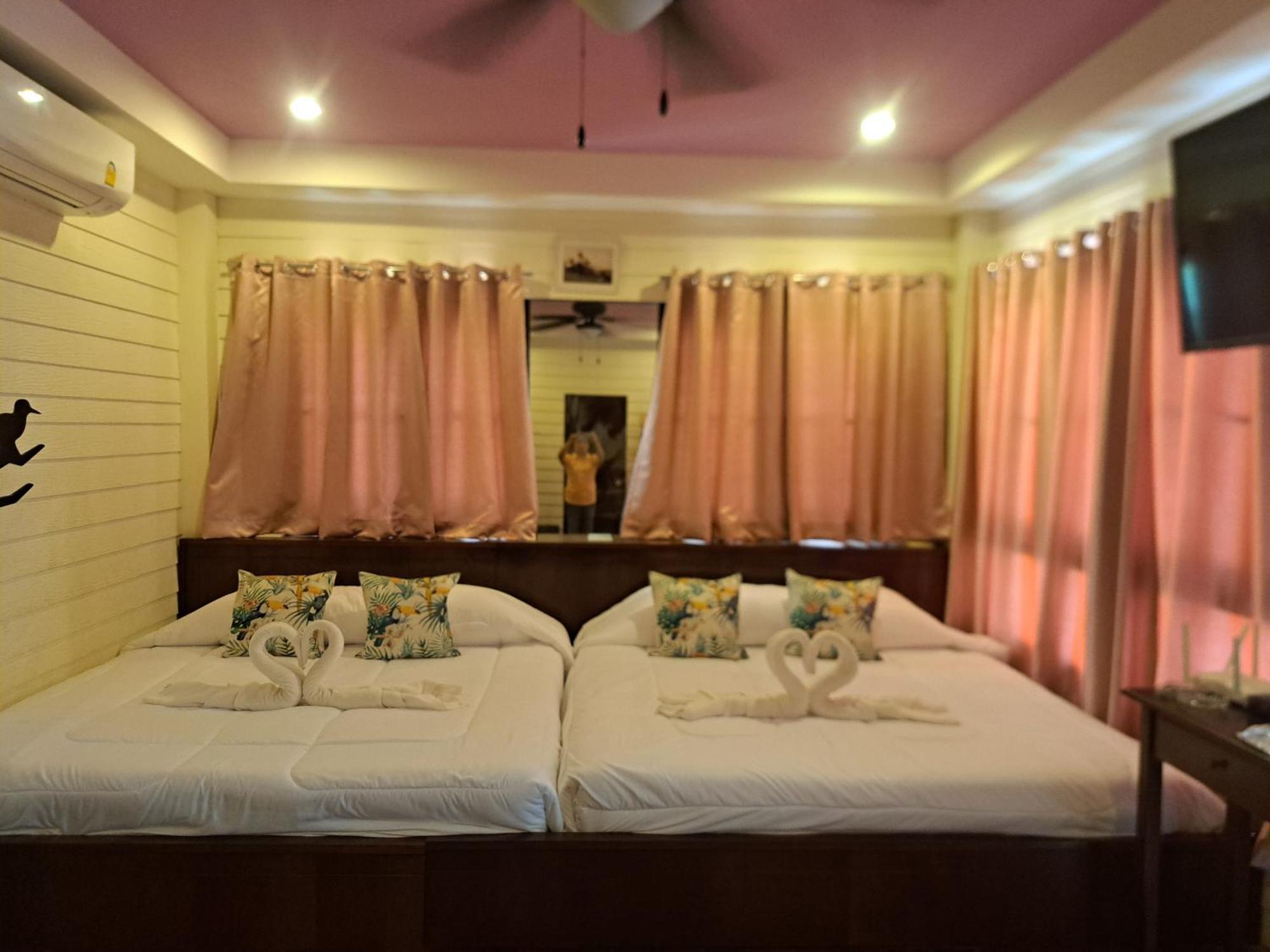 Karoon Hut Hotel Huahin Kültér fotó